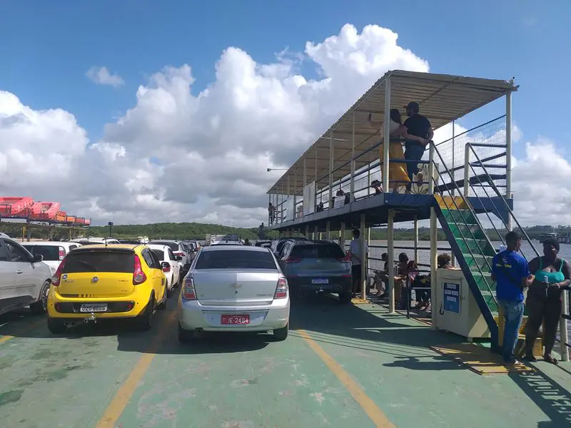 Balsa que liga Porto Seguro à Arraial d'Ajuda